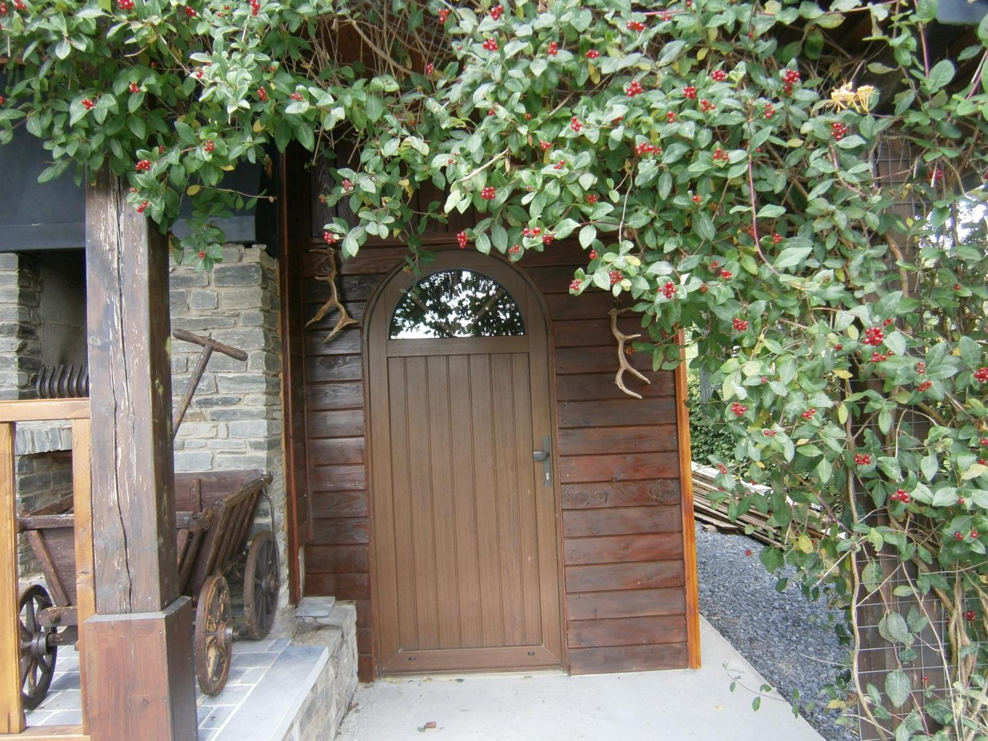 Le Chalet Pre De La Fontaine Paliseul Exterior photo